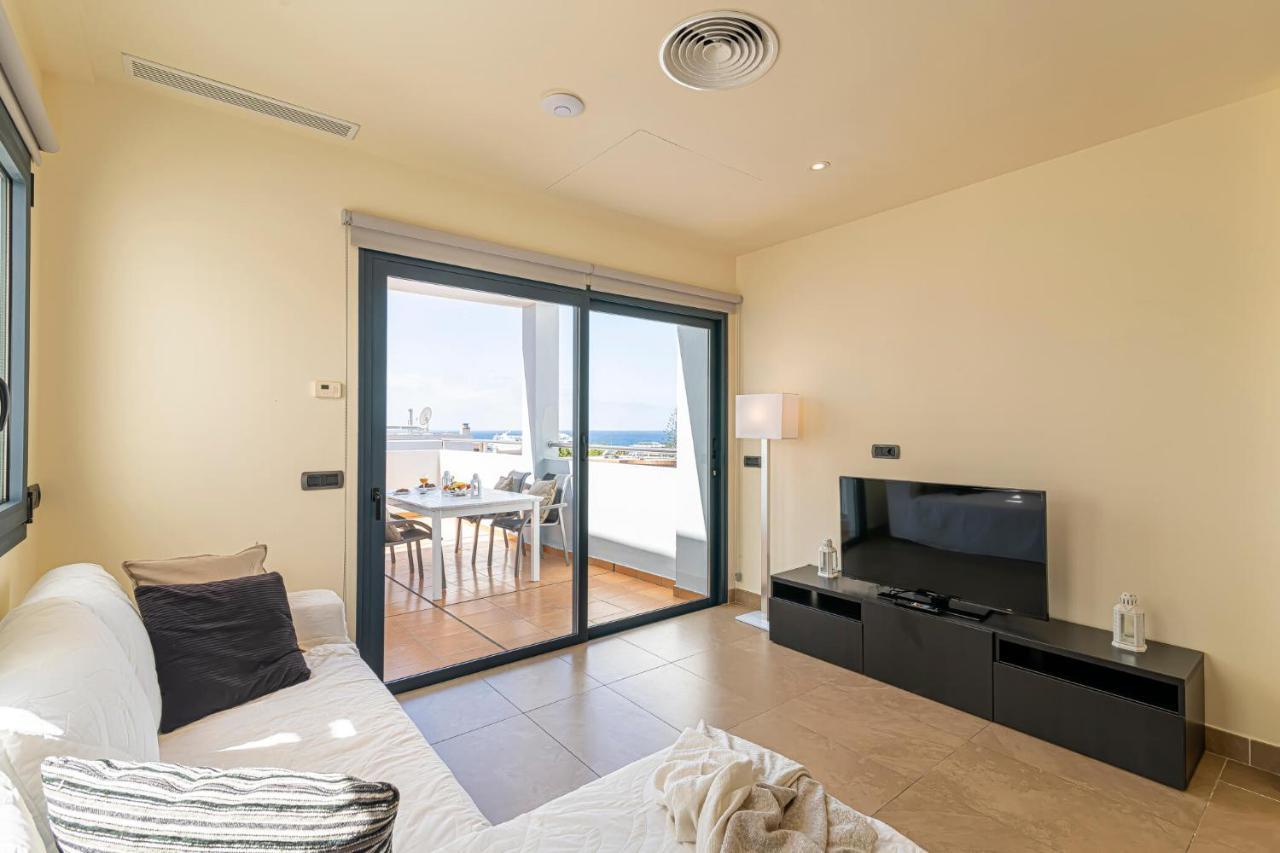 Luxury Holidays Suites, Playa De Los Cristianos Лос Кристианос Экстерьер фото