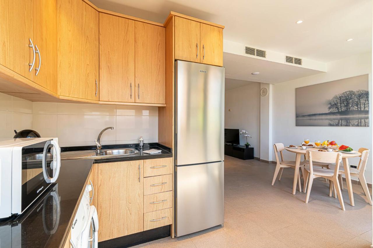 Luxury Holidays Suites, Playa De Los Cristianos Лос Кристианос Экстерьер фото
