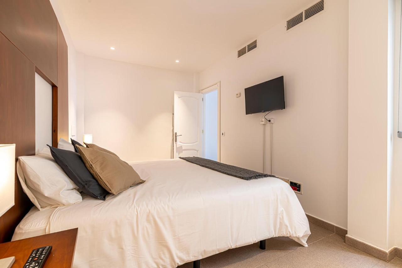 Luxury Holidays Suites, Playa De Los Cristianos Лос Кристианос Экстерьер фото
