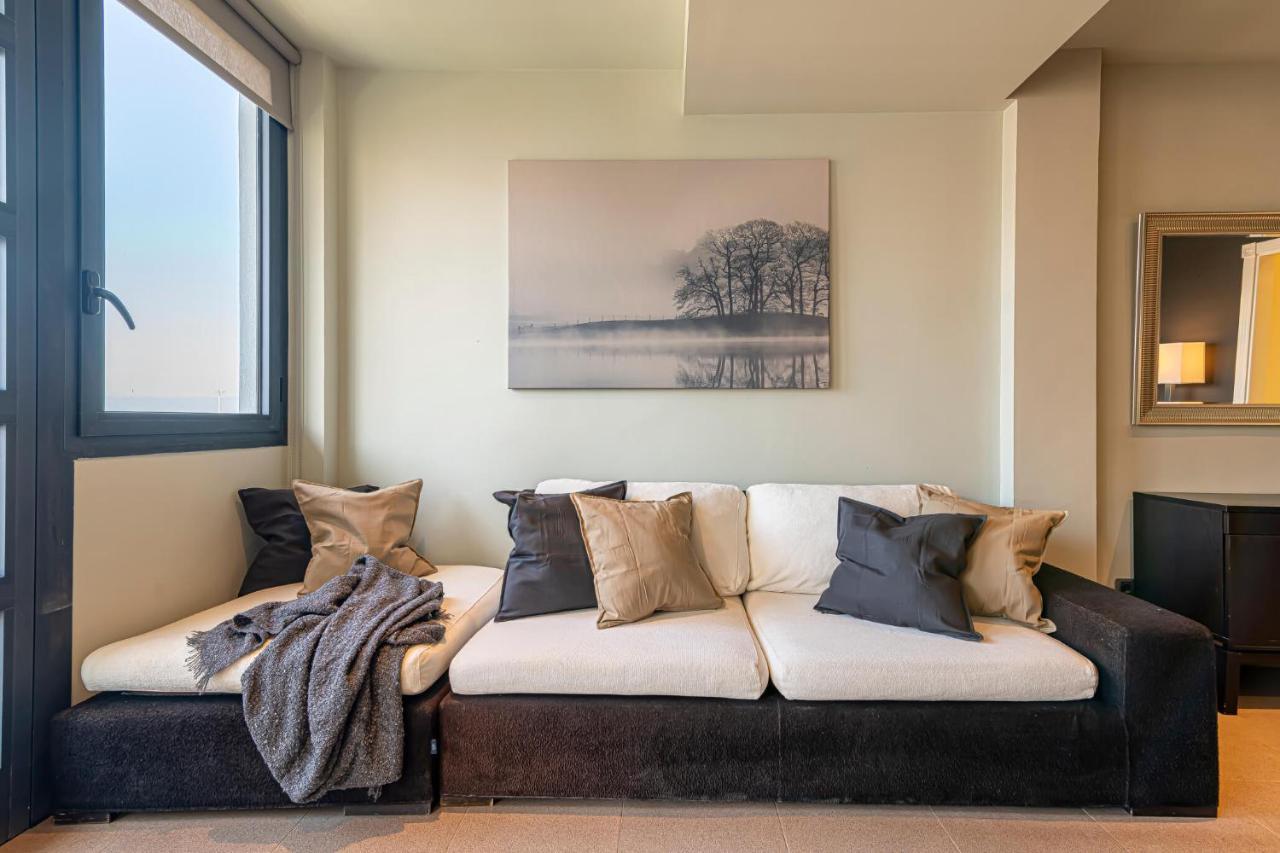 Luxury Holidays Suites, Playa De Los Cristianos Лос Кристианос Экстерьер фото