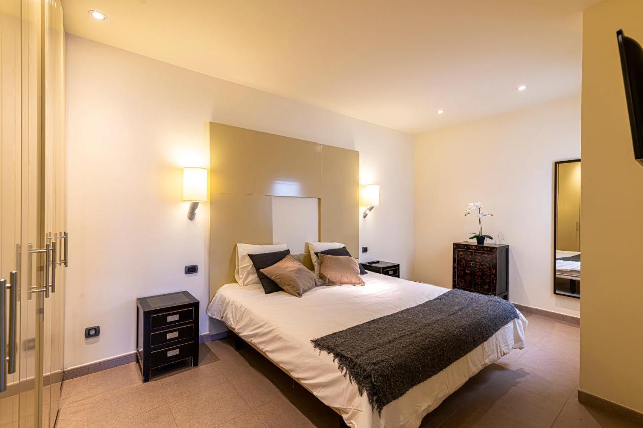 Luxury Holidays Suites, Playa De Los Cristianos Лос Кристианос Экстерьер фото