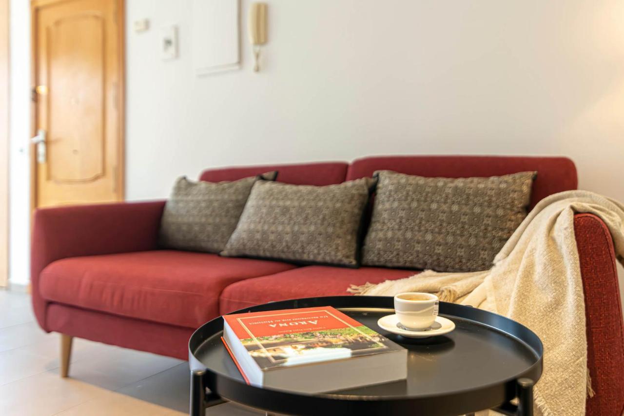 Luxury Holidays Suites, Playa De Los Cristianos Лос Кристианос Экстерьер фото