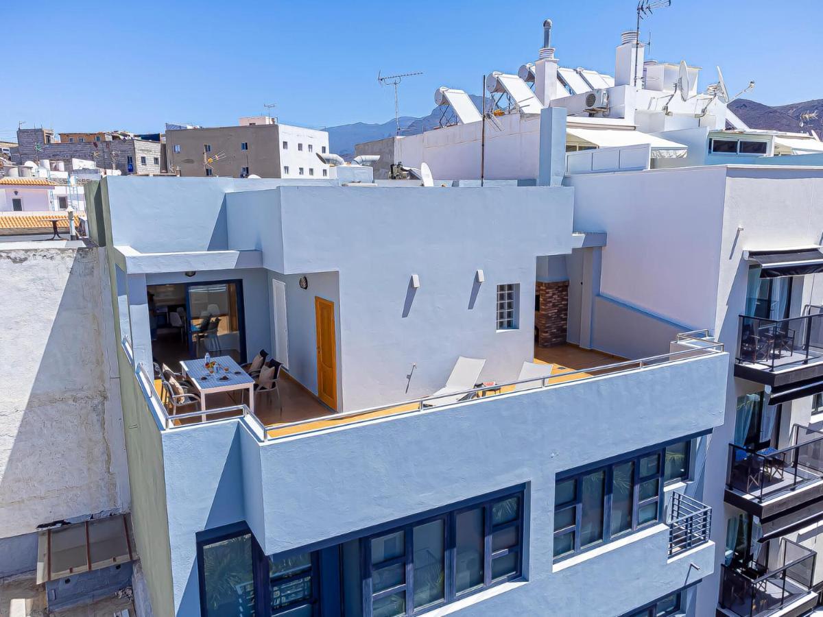 Luxury Holidays Suites, Playa De Los Cristianos Лос Кристианос Экстерьер фото