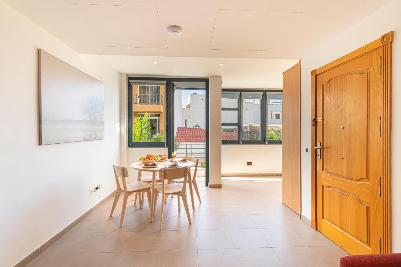 Luxury Holidays Suites, Playa De Los Cristianos Лос Кристианос Экстерьер фото