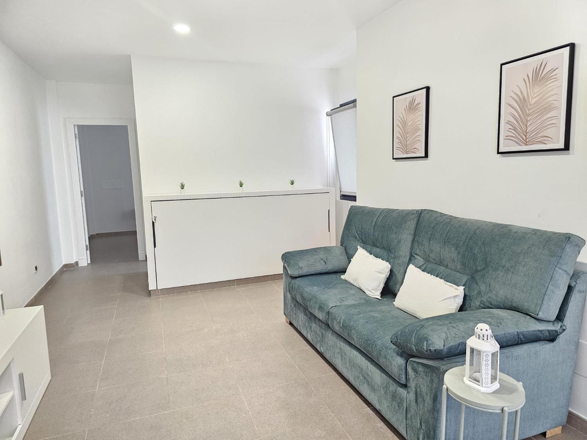 Luxury Holidays Suites, Playa De Los Cristianos Лос Кристианос Экстерьер фото